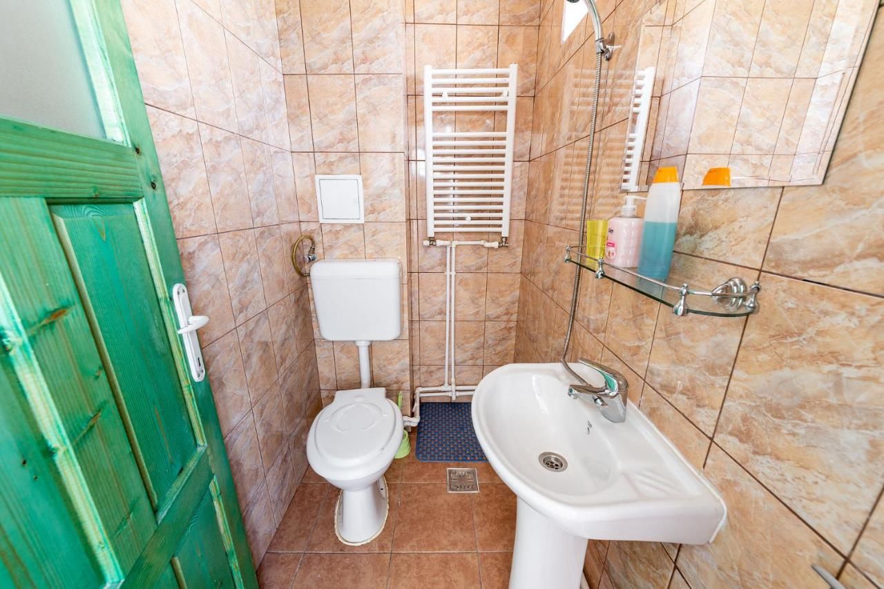 Отели типа «постель и завтрак» B&B Duo Caffe Baneasa Бухарест-35
